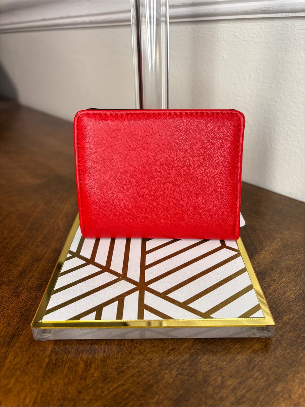 Mundi Red Compact Bi-fold Snap Wallet - Picture 4 of 6